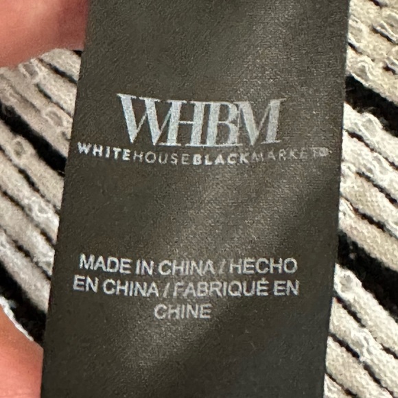 White House Black Market Black & White Sweater V Neck Tank size Medium - Picture 5 of 10